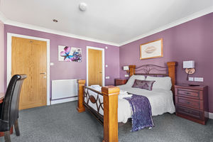 Photo 33- click for photo gallery